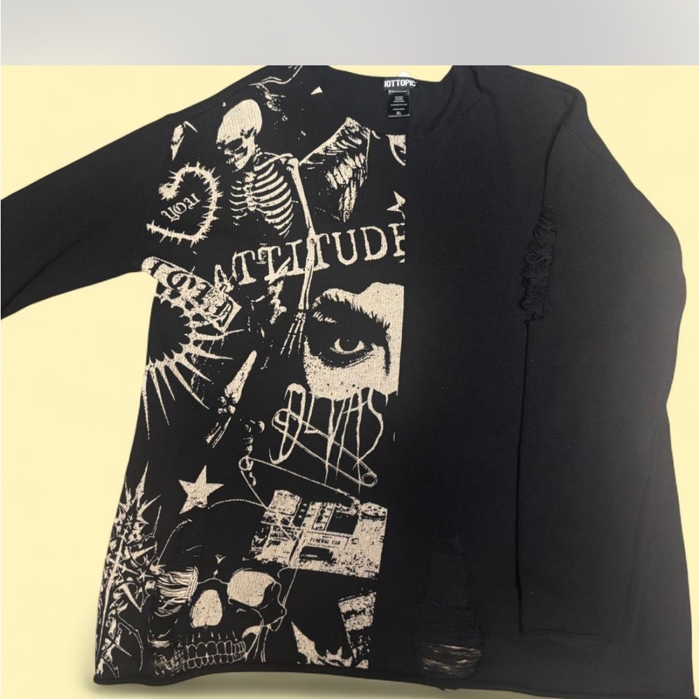 Hot topic Grunge Attitude  Long Sleeve distressed Shirt - Black and cream .